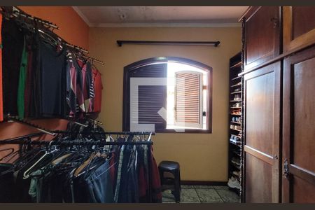 Casa à venda com 170m², 3 quartos e 4 vagas Casa à venda com 170m², 3 quartos e 4 vagasQuarto 2