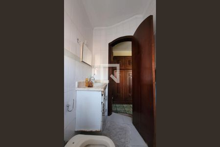 Casa à venda com 170m², 3 quartos e 4 vagas Casa à venda com 170m², 3 quartos e 4 vagasBanheiro da suíte