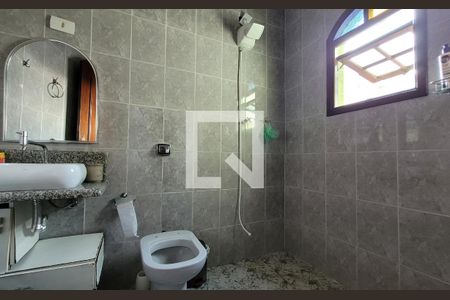 Casa à venda com 170m², 3 quartos e 4 vagas Casa à venda com 170m², 3 quartos e 4 vagasBanheiro