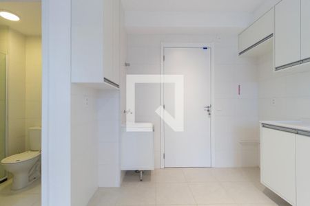 Apartamento à venda com 33m², 2 quartos e sem vaga Apartamento à venda com 33m², 2 quartos e sem vagaÁrea de Serviço
