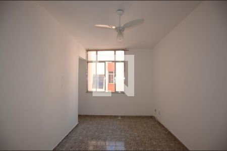 Sala de apartamento para alugar com 1 quarto, 32m² em Vila Valqueire, Rio de Janeiro