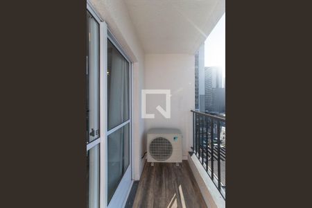 Apartamento para alugar com 33m², 1 quarto e sem vagaSacada