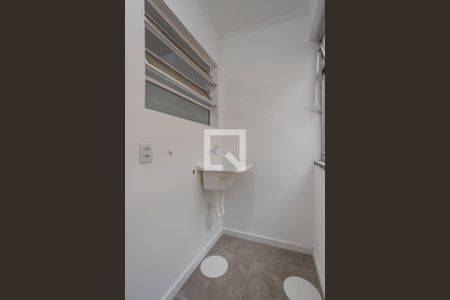 Área de Serviço de apartamento para alugar com 2 quartos, 56m² em Jardim Lindóia, Porto Alegre