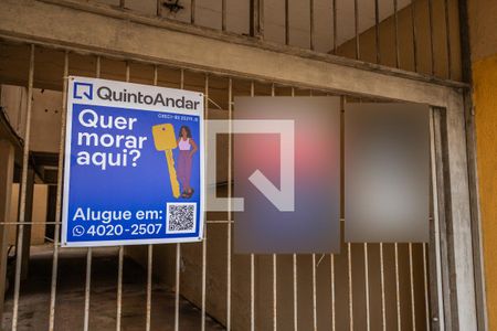 Placa de apartamento para alugar com 2 quartos, 56m² em Jardim Lindóia, Porto Alegre