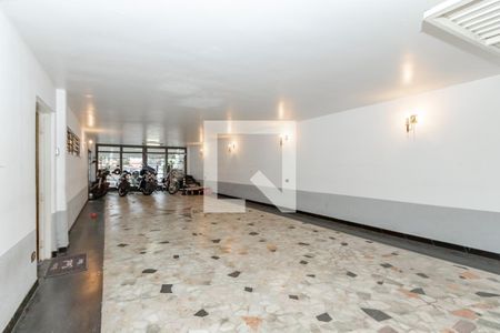 Casa à venda com 380m², 3 quartos e 8 vagasGaragem