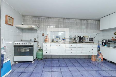 Casa à venda com 380m², 3 quartos e 8 vagasCozinha