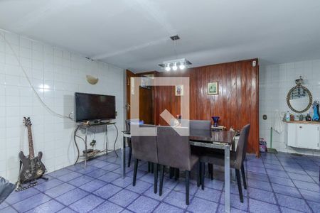 Casa à venda com 380m², 3 quartos e 8 vagasCozinha