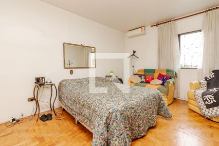 Casa à venda com 380m², 3 quartos e 8 vagasQuarto 1