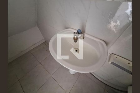 Lavabo de casa para alugar com 3 quartos, 110m² em Vila Guaca, São Paulo