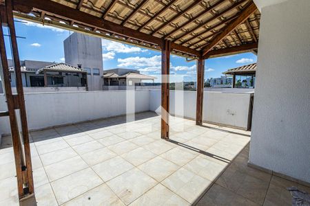 Cobertura e area de serviço de apartamento para alugar com 3 quartos, 106m² em Ouro Preto, Belo Horizonte