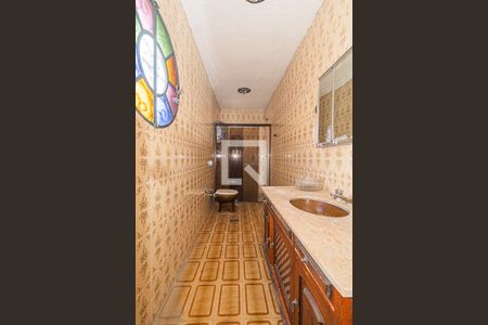 Casa à venda com 80m², 2 quartos e 1 vaga Casa à venda com 80m², 2 quartos e 1 vagaBanheiro