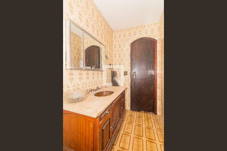 Casa à venda com 80m², 2 quartos e 1 vaga Casa à venda com 80m², 2 quartos e 1 vagaBanheiro