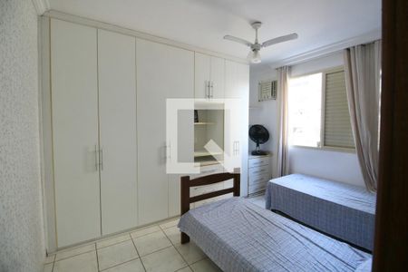 Quarto 1 de apartamento para alugar com 2 quartos, 60m² em Jardim Tres Marias, Guarujá