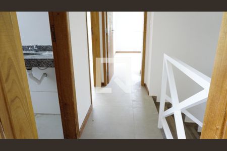 Casa de condomínio à venda com 190m², 3 quartos e 5 vagasCorredor / Quartos