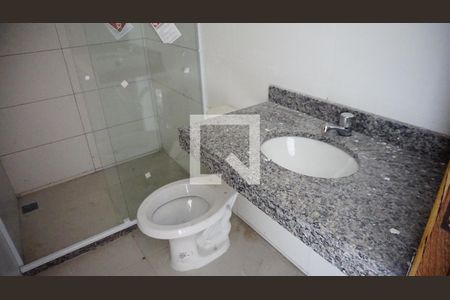 Casa de condomínio à venda com 190m², 3 quartos e 5 vagasBanheiro - Quarto 3 / Suite
