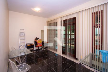 Sala 2 de casa para alugar com 7 quartos, 1000m² em São Francisco, Niterói
