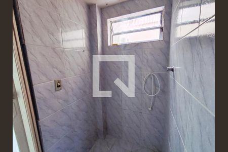 Banheiro  de apartamento para alugar com 1 quarto, 36m² em Quintino Bocaiúva, Rio de Janeiro