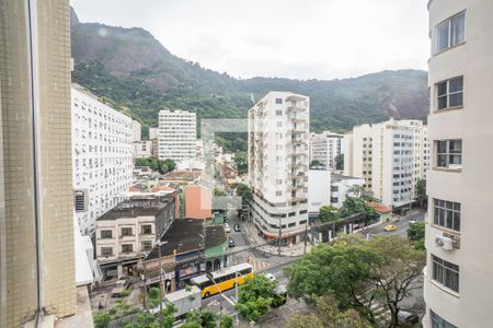 Apartamento à venda com 66m², 2 quartos e sem vagaQuarto 2 vista da janela