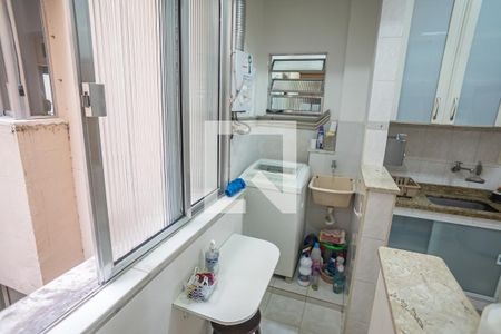 Apartamento à venda com 66m², 2 quartos e sem vagaCozinha e Área de Serviço