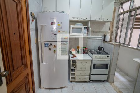 Apartamento à venda com 66m², 2 quartos e sem vagaCozinha