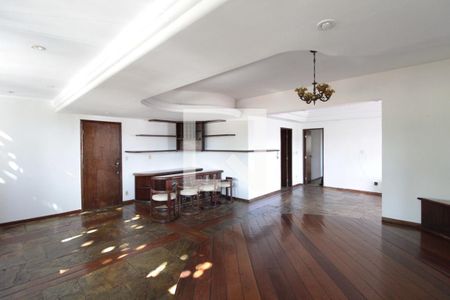 Sala de apartamento para alugar com 3 quartos, 174m² em São José, Belo Horizonte