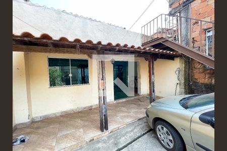Casa à venda com 360m², 3 quartos e 4 vagasVaranda