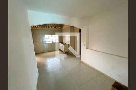 Casa à venda com 360m², 3 quartos e 4 vagasCopa