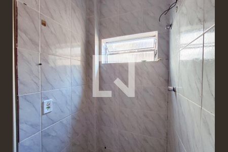 Banheiro  de apartamento para alugar com 1 quarto, 34m² em Quintino Bocaiúva, Rio de Janeiro