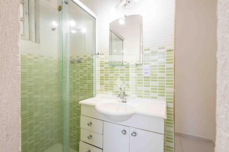 Casa de condomínio à venda com 350m², 3 quartos e 3 vagas Casa de condomínio à venda com 350m², 3 quartos e 3 vagasBanheiro da Suíte 2