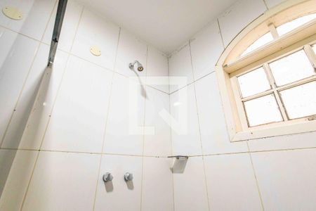 Casa de condomínio à venda com 350m², 3 quartos e 3 vagas Casa de condomínio à venda com 350m², 3 quartos e 3 vagasBanheiro da Suíte 1