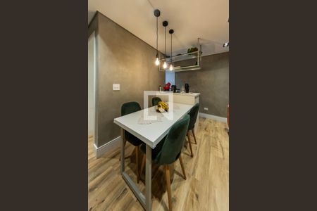 Sala de apartamento à venda com 2 quartos, 60m² em Quinta da Paineira, São Paulo