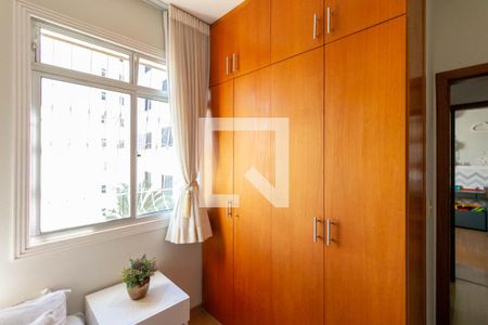 Quarto  de apartamento à venda com 3 quartos, 120m² em Buritis, Belo Horizonte