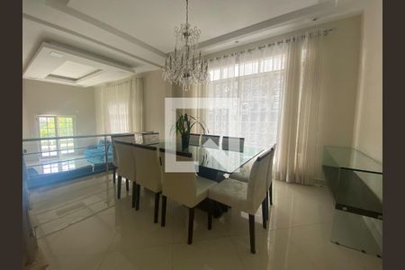 Casa de Condomínio à venda com 4 quartos, 355m² em Alphaville, Santana de Parnaíba