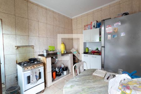 Casa à venda com 264m², 4 quartos e 2 vagas Casa à venda com 264m², 4 quartos e 2 vagasCozinha 2