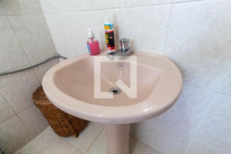 Casa à venda com 264m², 4 quartos e 2 vagas Casa à venda com 264m², 4 quartos e 2 vagasBanheiro 2