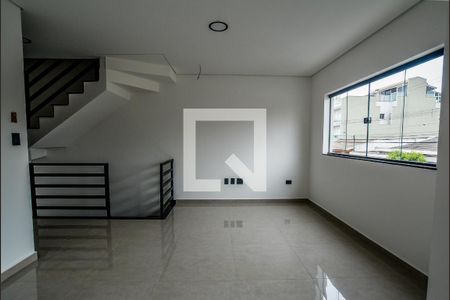 Sala/Cozinha de casa para alugar com 2 quartos, 195m² em Parque das Nações, Santo André