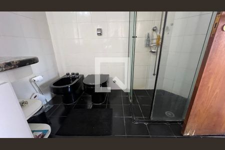 Apartamento à venda com 280m², 4 quartos e 4 vagasBanheiro da Suíte 3