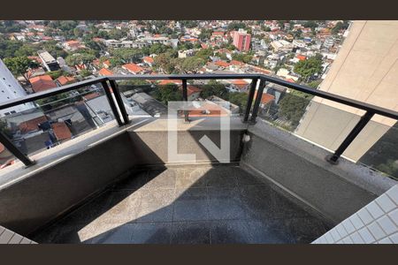 Apartamento à venda com 280m², 4 quartos e 4 vagasVaranda da suite 3