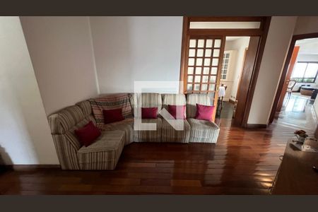 Apartamento à venda com 280m², 4 quartos e 4 vagasSala privativa