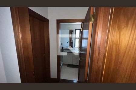 Apartamento à venda com 280m², 4 quartos e 4 vagasSuite 1 