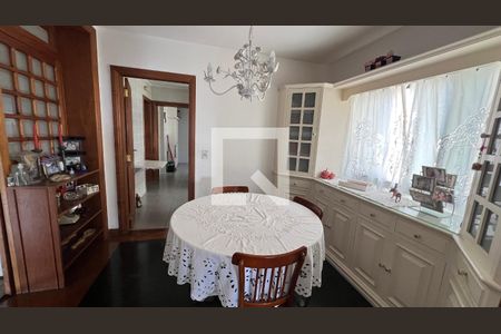 Apartamento à venda com 280m², 4 quartos e 4 vagasCopa