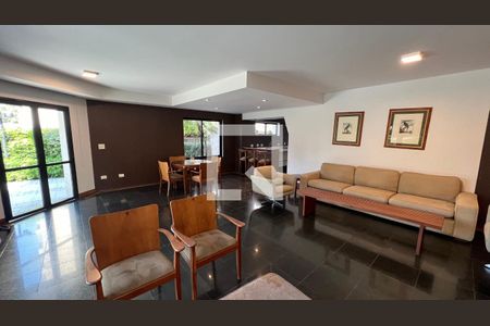 Apartamento à venda com 280m², 4 quartos e 4 vagasSalão de Festas