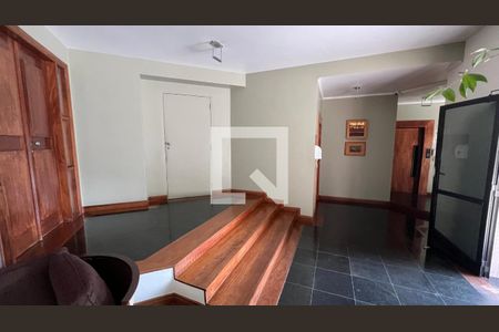 Apartamento à venda com 280m², 4 quartos e 4 vagasHall de entrada