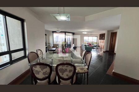 Apartamento à venda com 280m², 4 quartos e 4 vagasSala de Jantar
