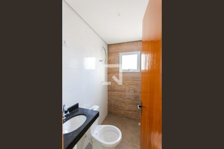 Banheiro de apartamento à venda com 2 quartos, 62m² em Vila Curuca, Santo André