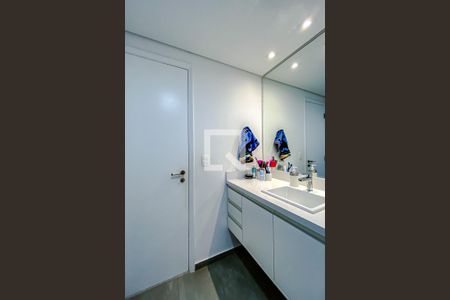 Apartamento à venda com 143m², 3 quartos e 2 vagasBanheiro Social