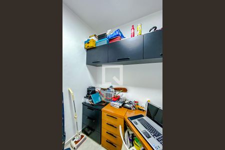 Apartamento à venda com 143m², 3 quartos e 2 vagasEscritório