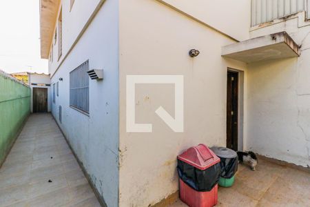 Casa à venda com 163m², 3 quartos e 2 vagasQuintal