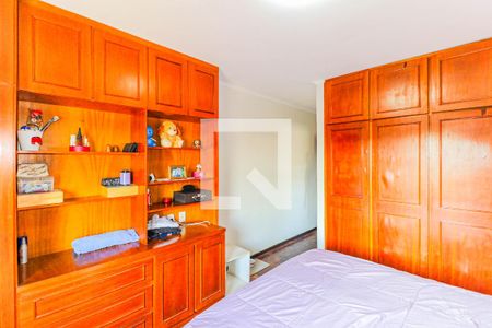 Casa à venda com 163m², 3 quartos e 2 vagasSuíte