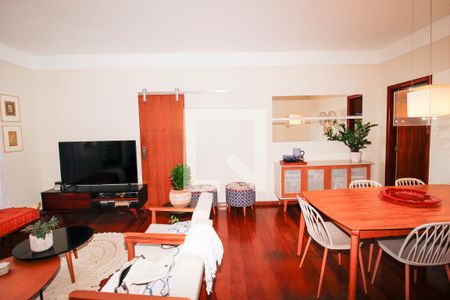 Sala de apartamento à venda com 4 quartos, 130m² em Funcionários, Belo Horizonte